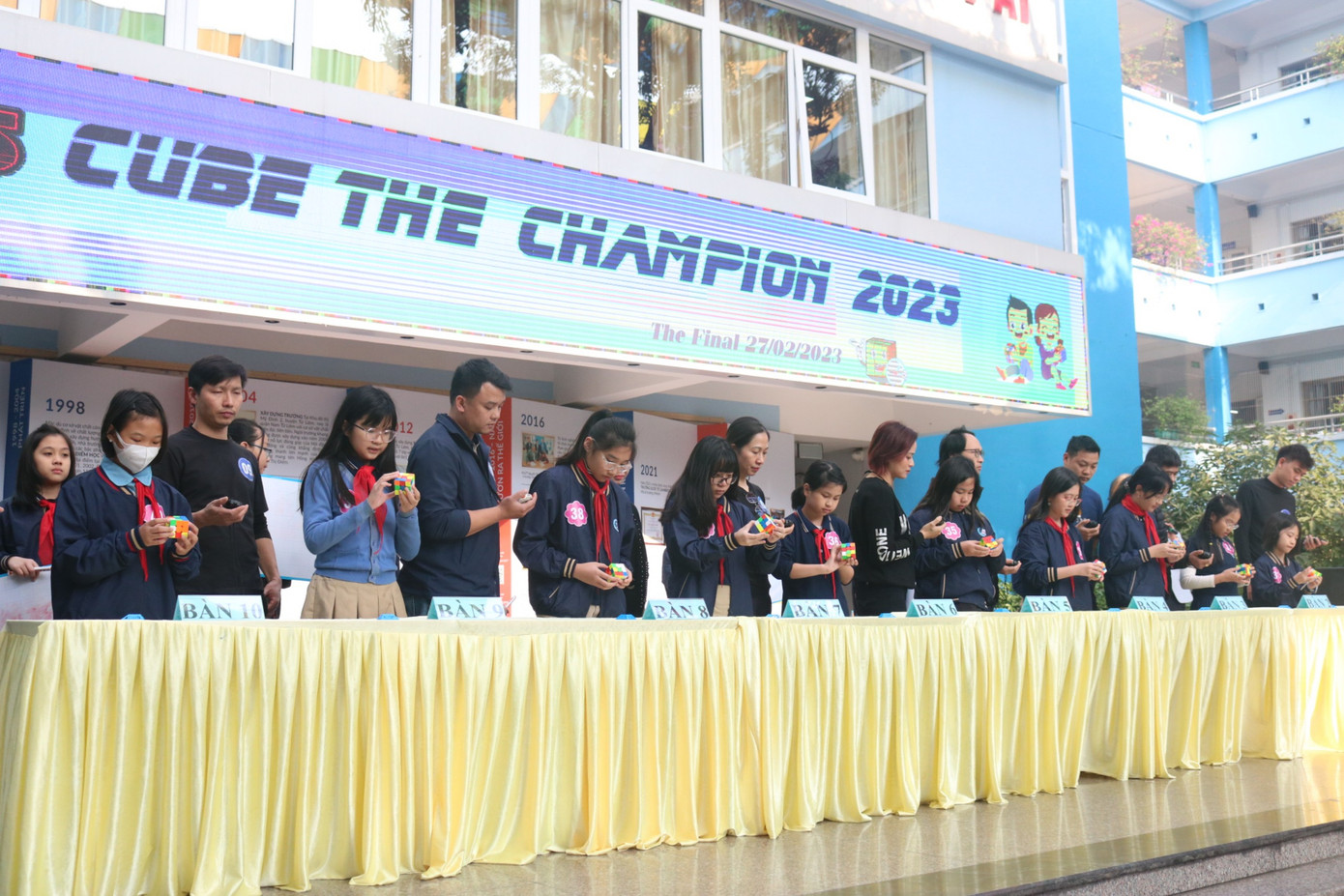 Lượt đấu thứ tư quy tụ 10 "bông hoa" xinh xắn lọt vào vòng đấu này.