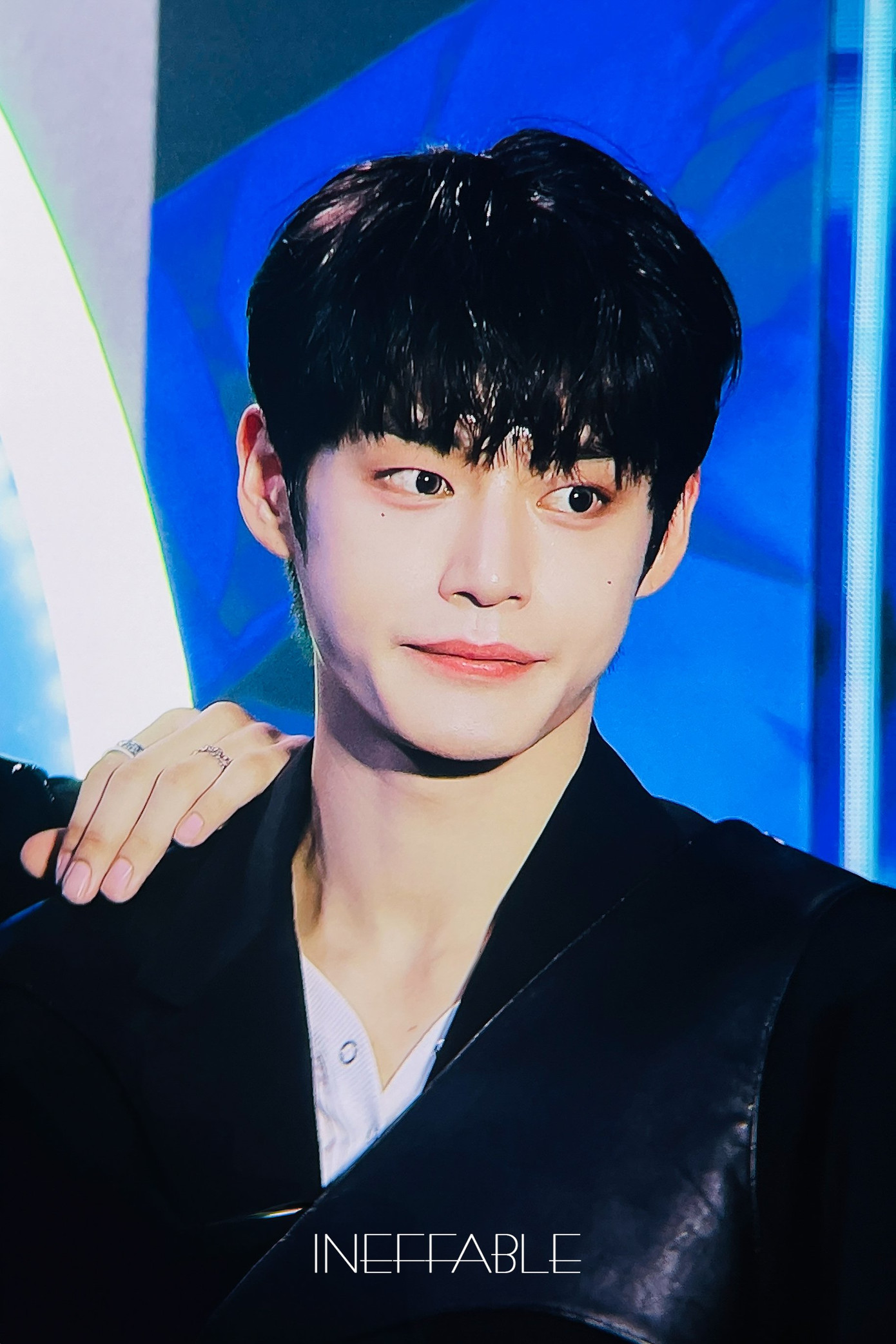 Ồn ào chửi thề sau khi làm fancall khiến Kim Ji Woong bị chỉ trích nghiêm trọng, hàng loạt người hâm mộ "thoát fan", yêu cầu anh rời nhóm. Ồn ào chửi thề sau khi làm fancall khiến Kim Ji Woong bị chỉ trích nghiêm trọng, hàng loạt người hâm mộ "thoát fan", yêu cầu anh rời nhóm.