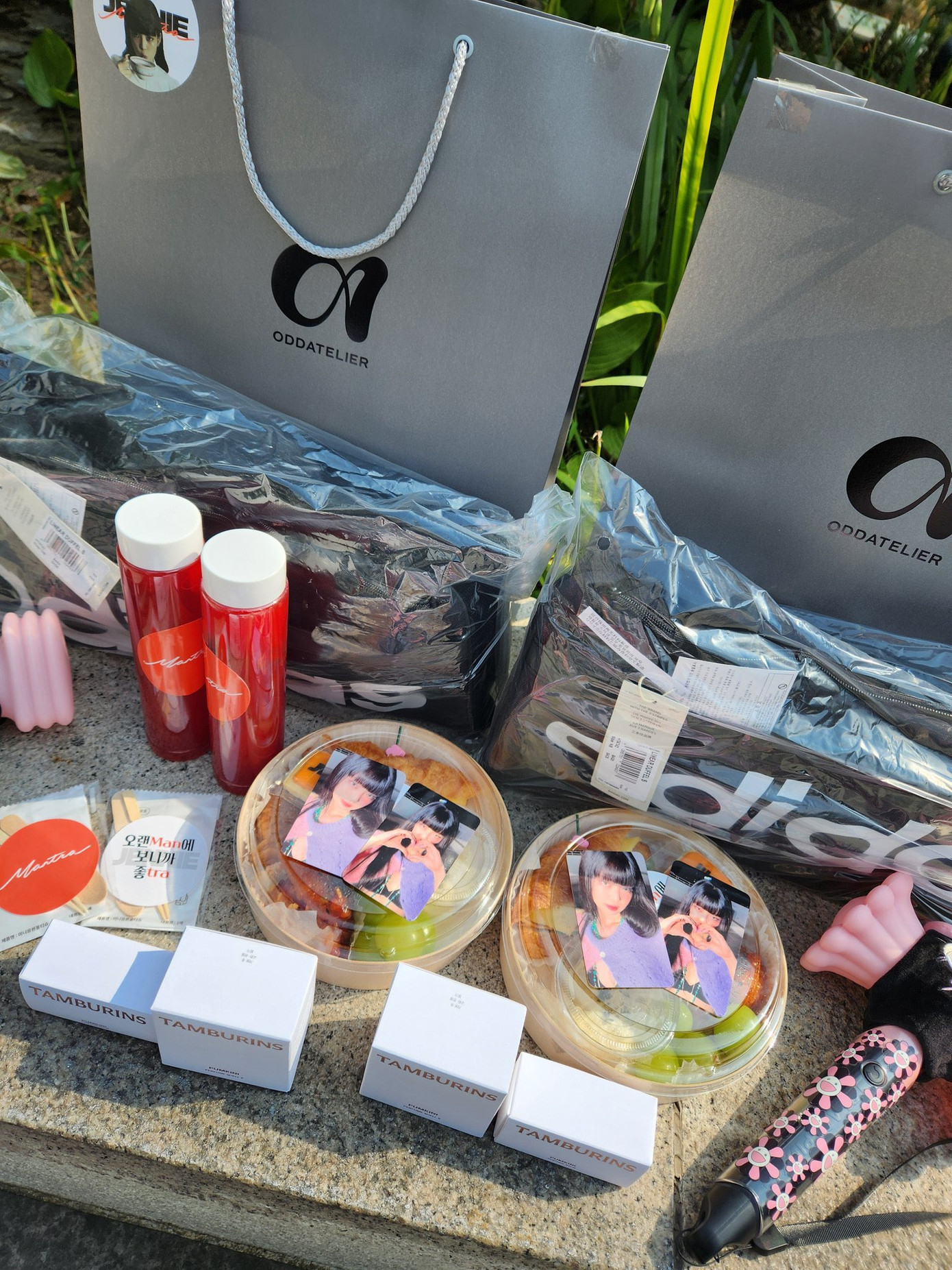 Nguồn: @jencherryjane, @rubyjaneroses Nguồn: @jencherryjane, @rubyjaneroses