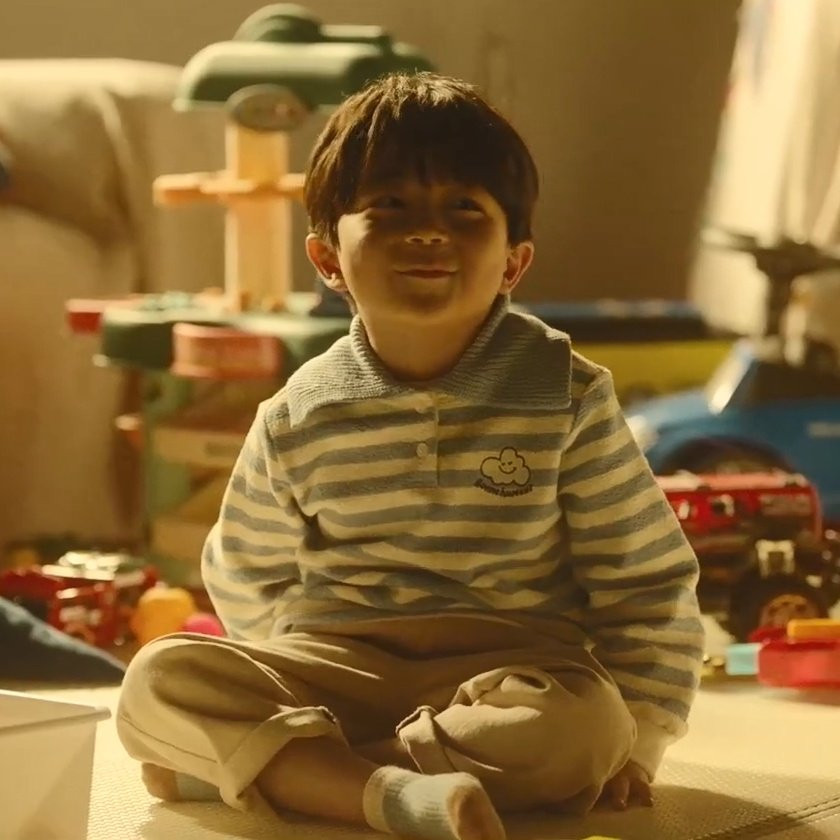 Sự xuất hiện của bé con Bok I Nu cứu mạng Gwi Joo là điều khán giả không thể đoán trước. Sự xuất hiện của bé con Bok I Nu cứu mạng Gwi Joo là điều khán giả không thể đoán trước.