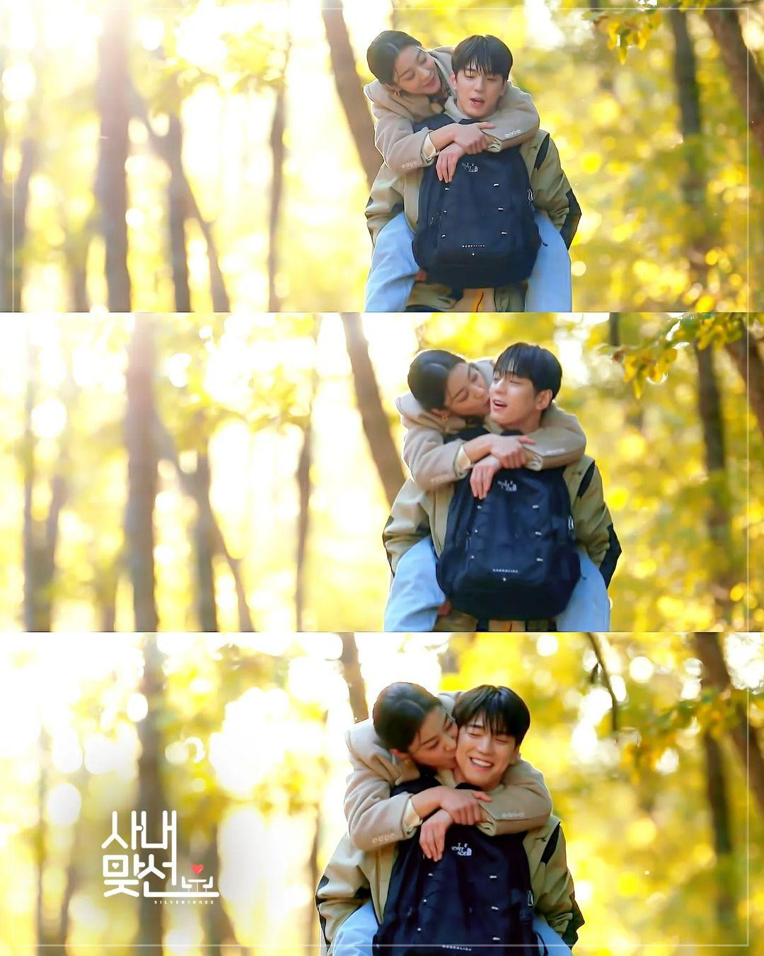 Cũng trong tập này, Thư ký Cha một lần nữa khiến trái tim fan "mềm nhũn" khi cõng bạn gái cả đoạn đường núi vì Young Seo bị trẹo chân. Nụ hôn của nàng tiểu thư như thuốc tăng lực khiến Sung Hoon cười tít mắt. - Ảnh: silvertrhee Cũng trong tập này, Thư ký Cha một lần nữa khiến trái tim fan "mềm nhũn" khi cõng bạn gái cả đoạn đường núi vì Young Seo bị trẹo chân. Nụ hôn của nàng tiểu thư như thuốc tăng lực khiến Sung Hoon cười tít mắt. - Ảnh: silvertrhee