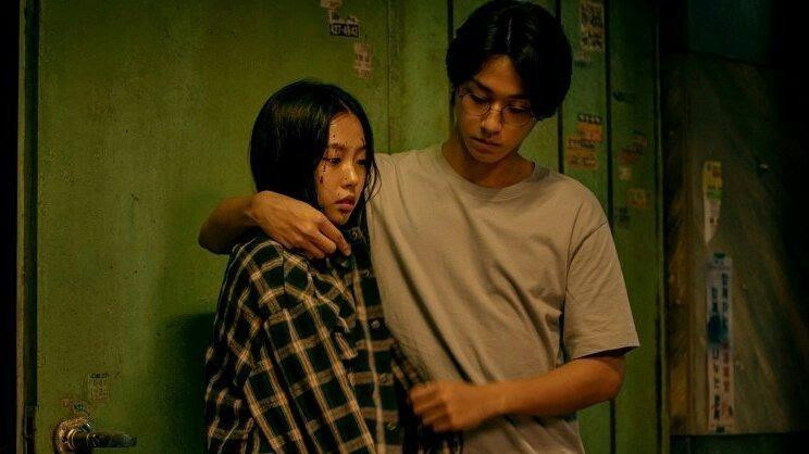 Đặc biệt, phân đoạn chia ly ở cuối phim của hai anh em đã lấy đi nước mắt của nhiều khán giả. Đặc biệt, phân đoạn chia ly ở cuối phim của hai anh em đã lấy đi nước mắt của nhiều khán giả.