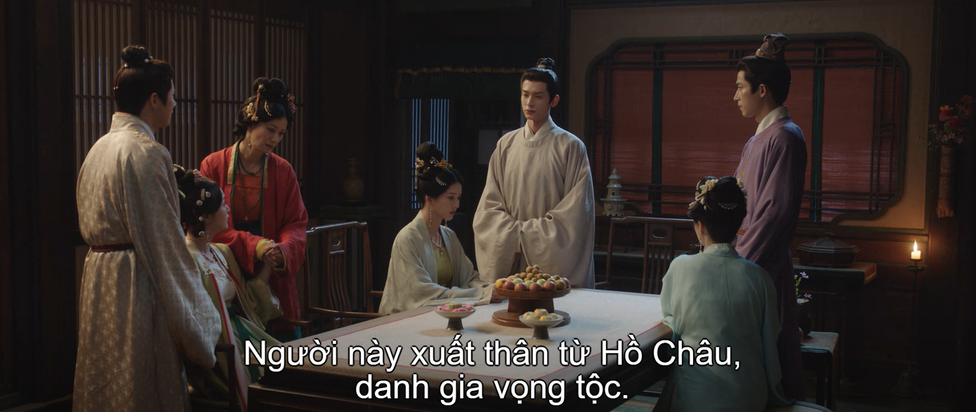 Ở vụ án nhỏ này, con rể thứ 4 của họ Lệ đã mập mờ được nhắc tới qua lời của Ngưỡng Hi. Chàng là chủ quản tạm thời của phủ Khai Phong, thanh liêm chính trực, xuất thân danh gia vọng tộc. Ở vụ án nhỏ này, con rể thứ 4 của họ Lệ đã mập mờ được nhắc tới qua lời của Ngưỡng Hi. Chàng là chủ quản tạm thời của phủ Khai Phong, thanh liêm chính trực, xuất thân danh gia vọng tộc.