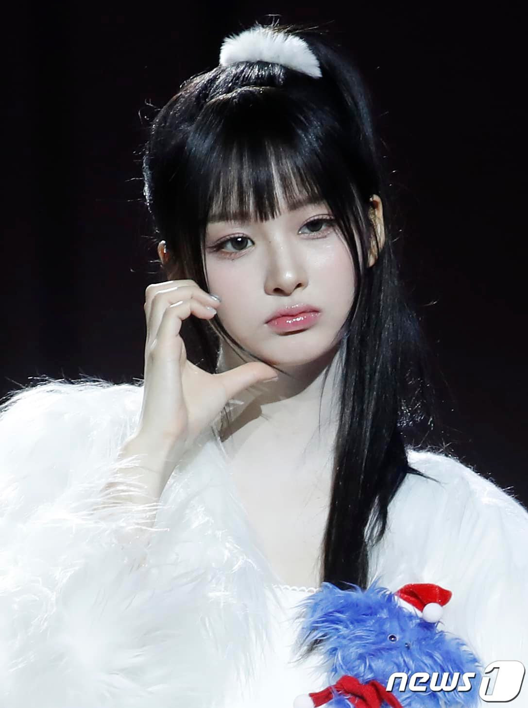 Sullyoon đẹp tựa tiên tử, cùng với Wonyoung, Karina, Winter... là những cái tên khiến fan K-Pop thương nhớ không ngớt khi vừa xuất hiện.