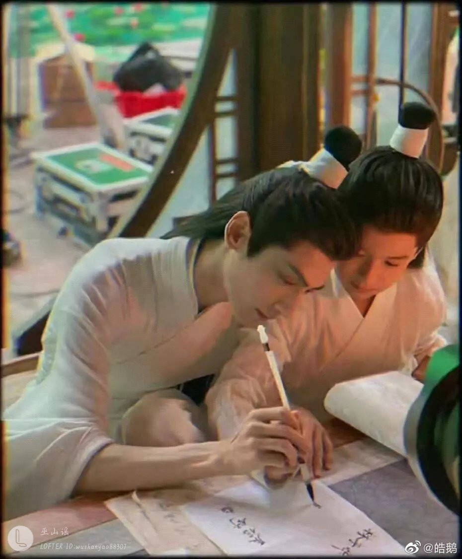 La Vân Hi và Lâm Tử Diệp trong hậu trường ghi hình cho Hạo Y Hành.