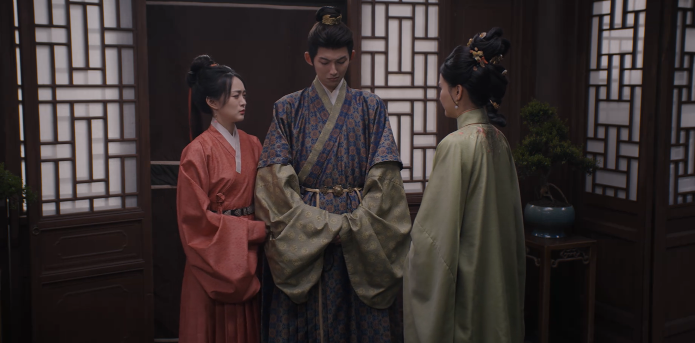 Nhưng khi bị cha hỏi vụ thi thử, Ngữ Trì chỉ thừa nhận chuyện được mẹ cho biết trước đề, vẫn khẳng định mình tự viết bài luận.