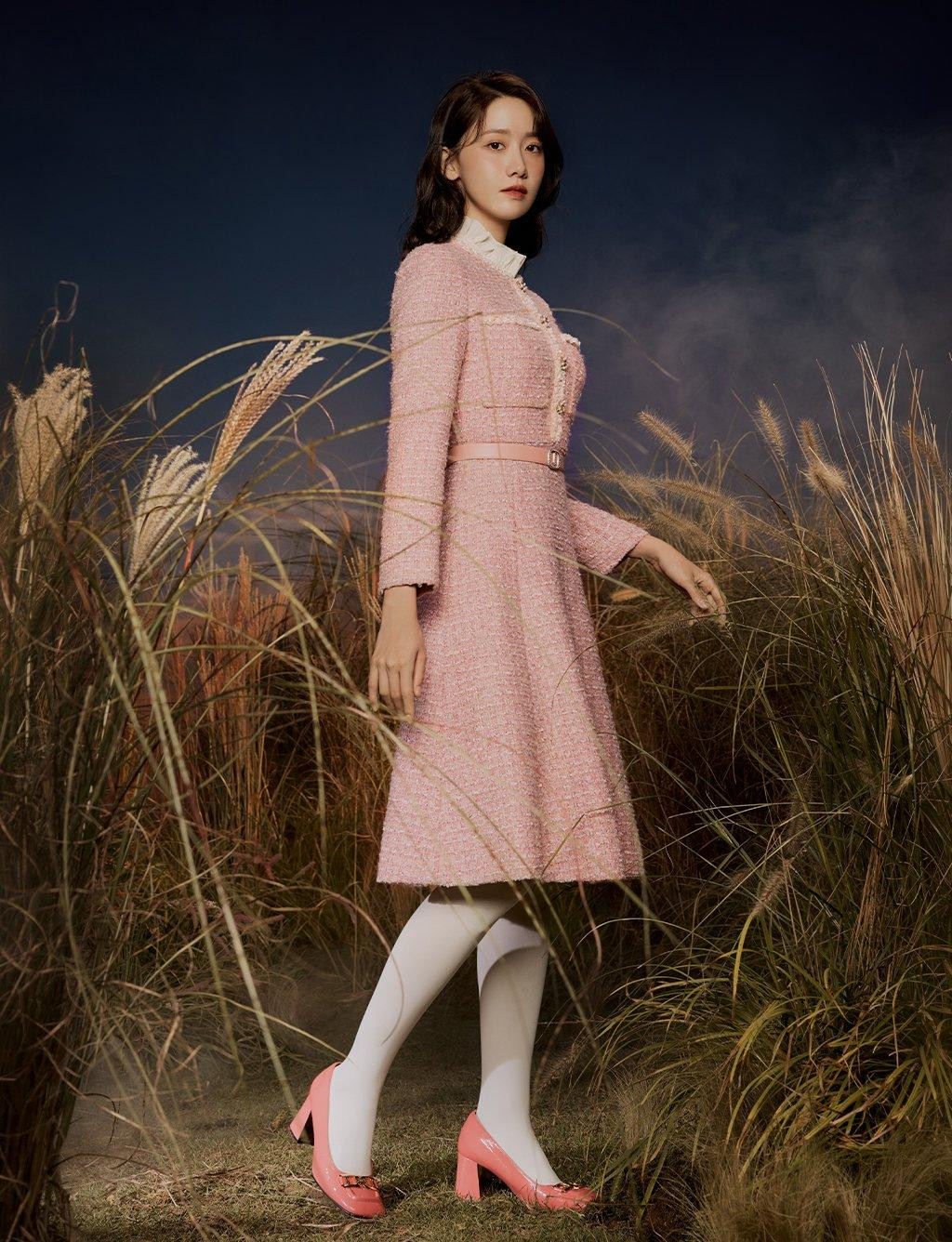 Bộ ảnh này nằm trong chiến dịch 22Winter của thương hiệu.