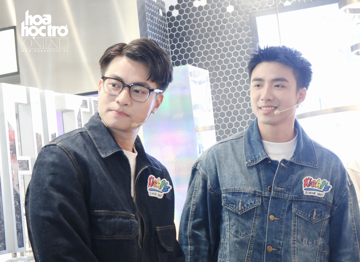 Ninh - Âm chăm chú theo dõi, chăm chú lắng nghe! Ninh - Âm chăm chú theo dõi, chăm chú lắng nghe!