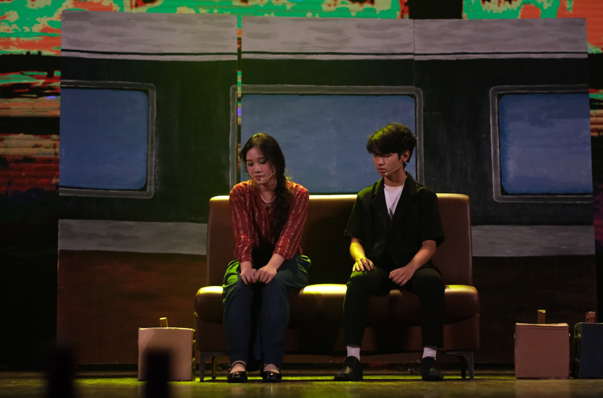 Khi Trời Nổi Gió để lại nhiều dư vị cảm xúc cho khán giả, có vui có buồn, nhưng sau cùng, người xem đều cảm thấy hài lòng với kết thúc thực tế và viên mãn. Khi Trời Nổi Gió để lại nhiều dư vị cảm xúc cho khán giả, có vui có buồn, nhưng sau cùng, người xem đều cảm thấy hài lòng với kết thúc thực tế và viên mãn.