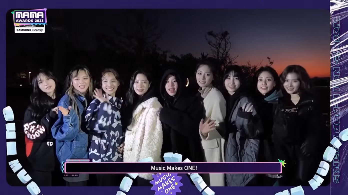 TWICE không dự lễ trao giải nhưng vẫn kịp gửi video cảm ơn.