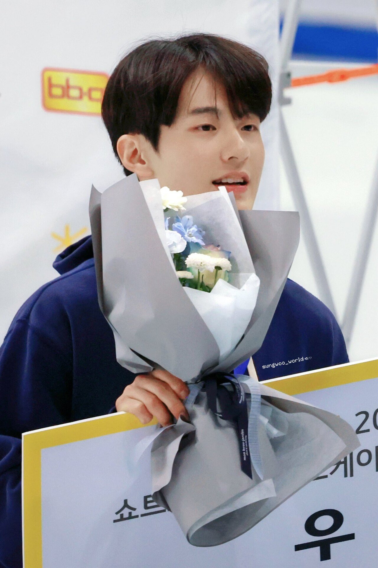 Ảnh: heart2flutter, sungwoo_world Ảnh: heart2flutter, sungwoo_world