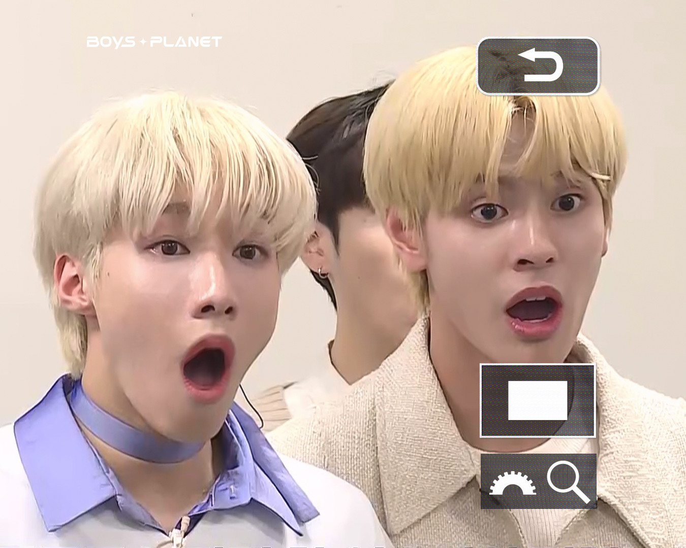 Đặng Hồng Hải đã hoàn thành biểu diễn ở tập 6, nên không xuất hiện nhiều ở tập mới của Boys Planet 999. Tuy nhiên, những biểu cảm "nét hết cỡ" của anh được máy quay lướt qua khiến fan không khỏi bật cười. Đặng Hồng Hải đã hoàn thành biểu diễn ở tập 6, nên không xuất hiện nhiều ở tập mới của Boys Planet 999. Tuy nhiên, những biểu cảm "nét hết cỡ" của anh được máy quay lướt qua khiến fan không khỏi bật cười.