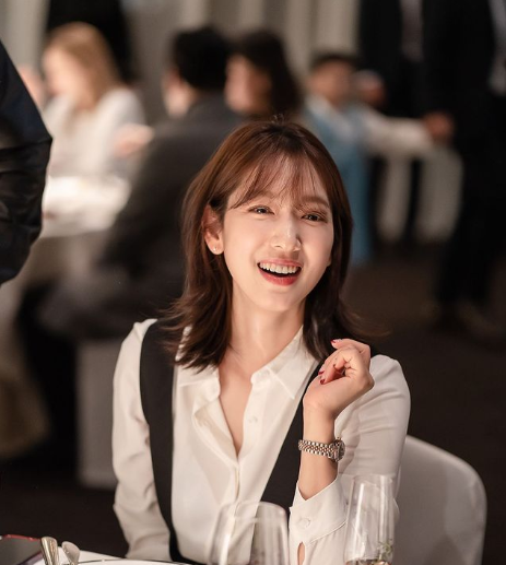 Bức ảnh gần nhất được Park Shin Hye chia sẻ cho thấy nữ diễn viên đã lấy lại hoàn toàn sắc vóc thon gọn, thậm chí có phần thăng hạng, mặn mà hơn trước khi mang thai.