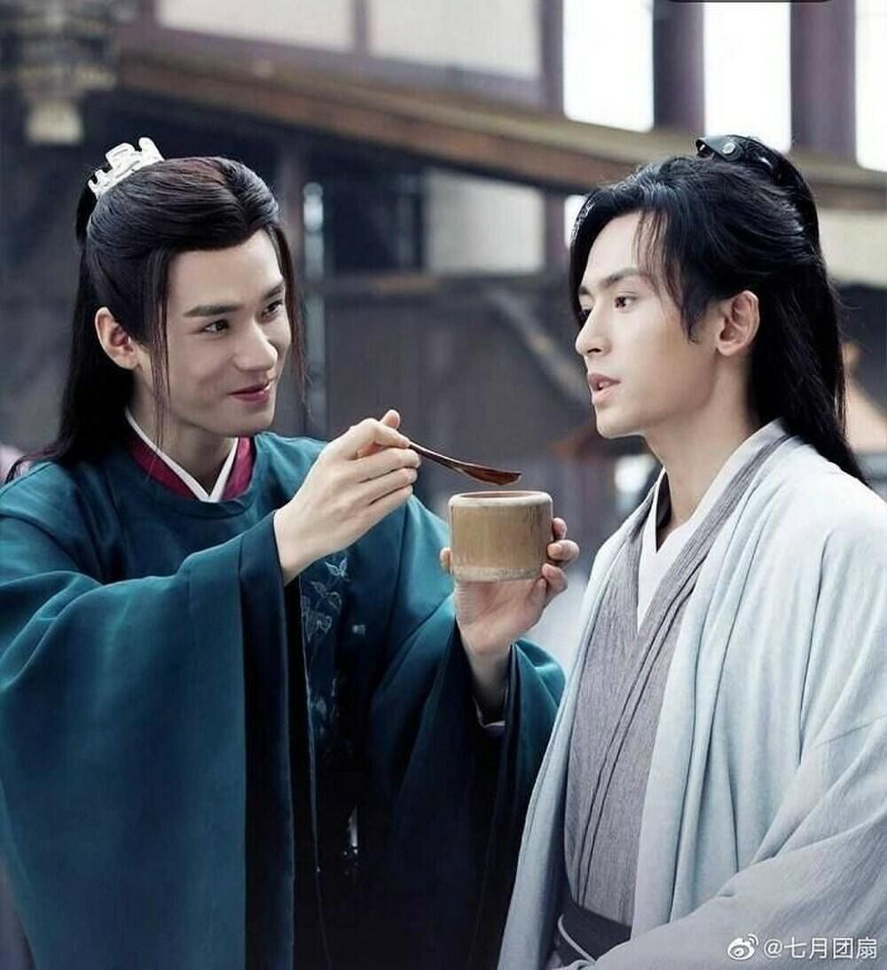 Cả hai từng là cặp đôi ăn ý từ trong phim... Cả hai từng là cặp đôi ăn ý từ trong phim...