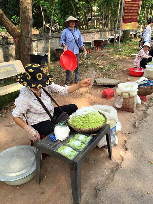 Kinh hãi cốm nhuộm hóa chất ảnh 1