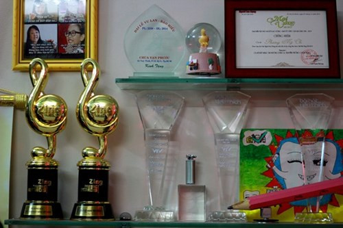 Phương Mỹ Chi đổi đời sau một đêm ảnh 1