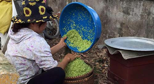 Kinh hãi cốm nhuộm hóa chất ảnh 2