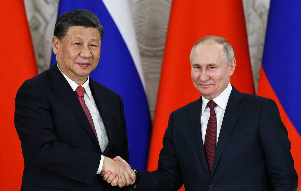 Chủ tịch Trung Quốc Tập Cận Bình và Tổng thống Nga Vladimir Putin trong một lần gặp. (Ảnh: Tass)