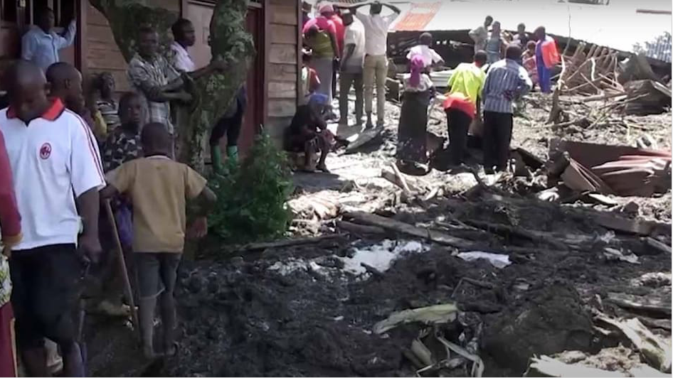 Lũ quét khiến nhiều ngôi nhà ở Congo bị san phẳng. (Ảnh: Reuters) Lũ quét khiến nhiều ngôi nhà ở Congo bị san phẳng. (Ảnh: Reuters)