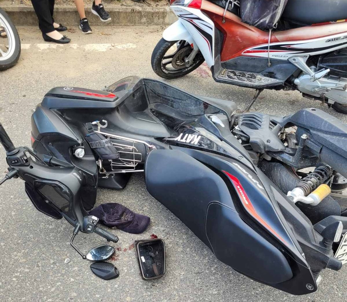 Hiện trường vụ tai nạn làm bà V.A tử vong. Ảnh: L.H.