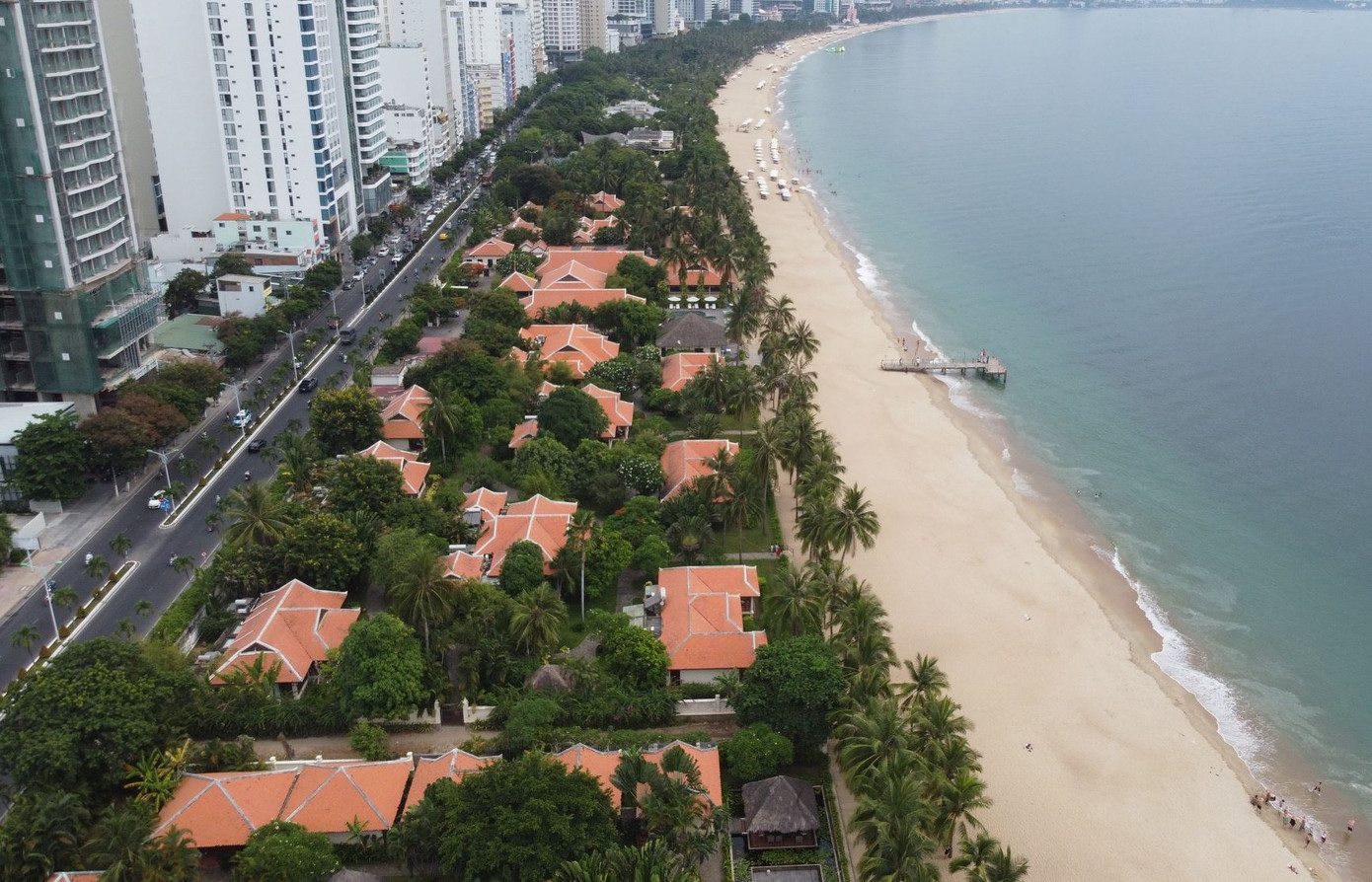 Ông Nguyễn Tấn Tuân nói rằng tỉnh Khánh Hoà không "hợp thức hoá" cho các dự án sai phạm so với quy hoạch ở TP. Nha Trang. (Ảnh: C.H) Ông Nguyễn Tấn Tuân nói rằng tỉnh Khánh Hoà không "hợp thức hoá" cho các dự án sai phạm so với quy hoạch ở TP. Nha Trang. (Ảnh: C.H)