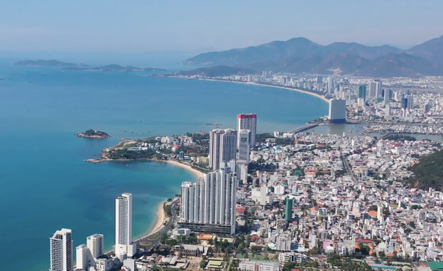 Nha Trang là vùng đất "tứ thuỷ triều quy, tứ thú tự". Ảnh: Lữ Hồ.