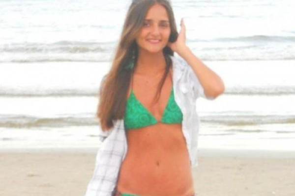 780.000 USD là số tiền Catarina Migliorini có được sau khi rao bán trinh qua mạng