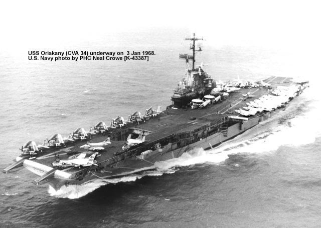 Tàu sân bay Mỹ Oriskany, nơi xuất phát nhiều chuyến bay đánh phá miền Bắc. Tàu sân bay Mỹ Oriskany, nơi xuất phát nhiều chuyến bay đánh phá miền Bắc