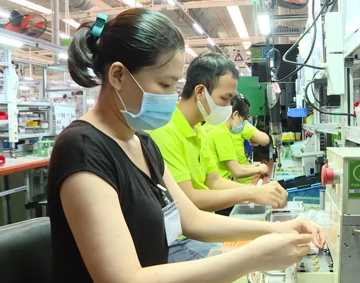 Nhiều doanh nghiệp đã khôi phục lại các hoạt động sản xuất kinh doanh sau khi TPHCM nới lỏng giãn cách từ ngày 1/10.