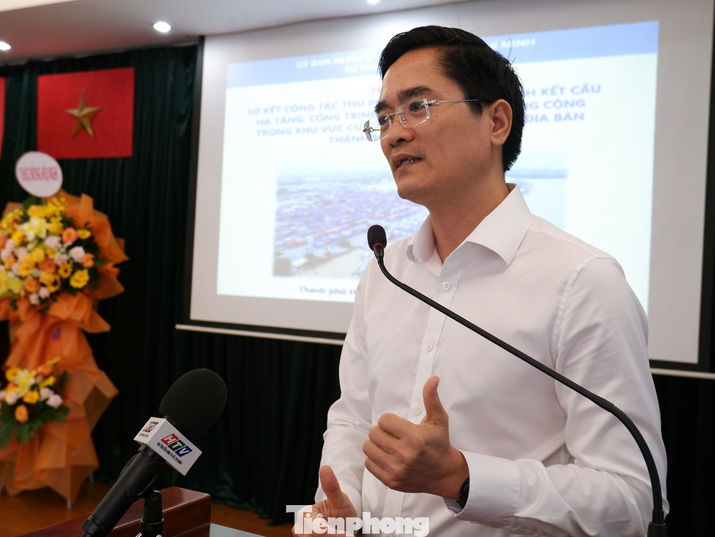 Giám đốc Sở GTVT TPHCM Trần Quang Lâm phát biểu tại hội nghị.