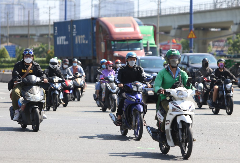 Cơ quan khí tượng dự báo, thời tiết TPHCM và khu vực Nam bộ trong kỳ nghỉ Tết Dương lịch 2024 sẽ có ít mưa, ban ngày trời nắng nhiều. (Ảnh minh họa: Ngô Tùng) Cơ quan khí tượng dự báo, thời tiết TPHCM và khu vực Nam bộ trong kỳ nghỉ Tết Dương lịch 2024 sẽ có ít mưa, ban ngày trời nắng nhiều. (Ảnh minh họa: Ngô Tùng)