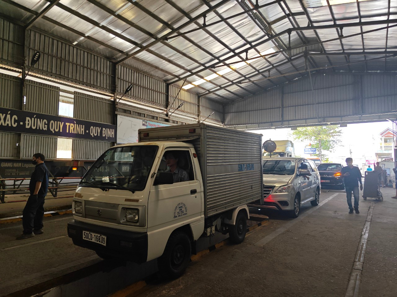 Kiểm định phương tiện tại TTĐK 50-03S, TP Thủ Đức.