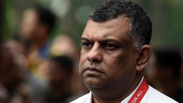 [LIVE] Phát hiện thân máy bay QZ8501 dưới đáy biển ảnh 14