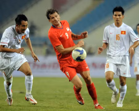 Việt-Singapore: cuộc đối đầu đầy duyên nợ