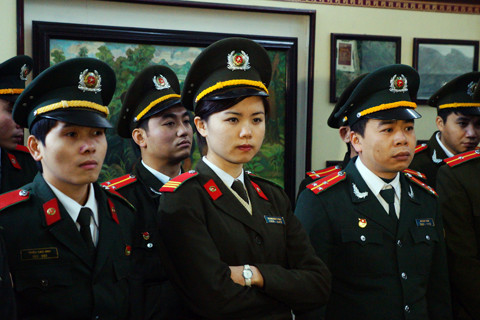 Thăm bảo tàng và các hiện vật của Bác Hồ tại khu di tích Pác Bó. Thăm bảo tàng và các hiện vật của Bác Hồ tại khu di tích Pác Bó