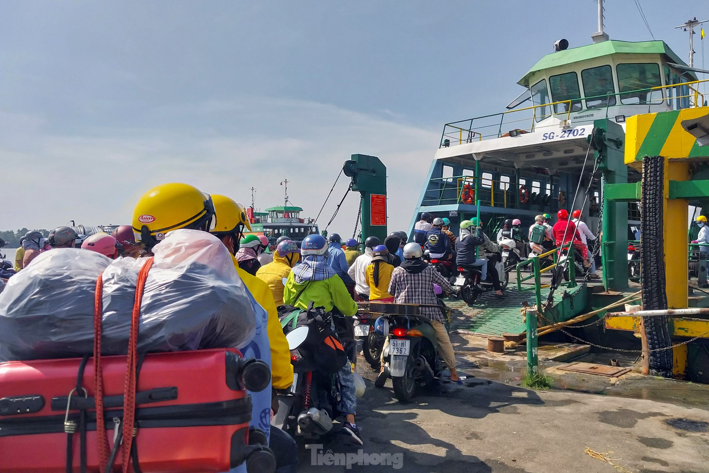 Sở GTVT TPHCM yêu cầu tăng cường công tác bảo đảm trật tự an toàn giao thông đường thủy, phục vụ nhu cầu đi lại của người dân trong dịp Giỗ Tổ Hùng Vương, Lễ 30/4 và 1/5. (Ảnh minh họa)