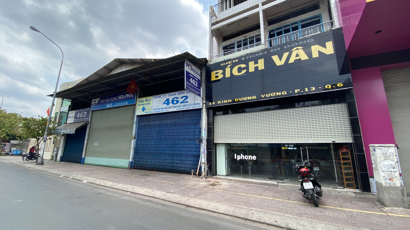 Cửa hàng kinh doanh, dịch vụ không thiết yếu tại TPHCM hoạt động trở lại ảnh 1