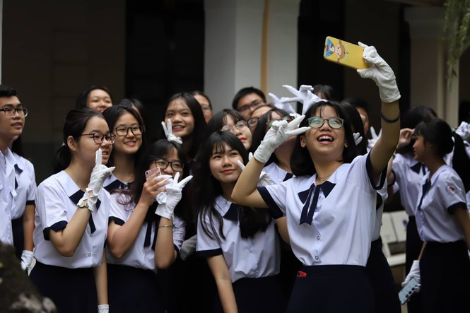 Giữa tháng 5 có thể cho học sinh TPHCM đi học lại ảnh 2