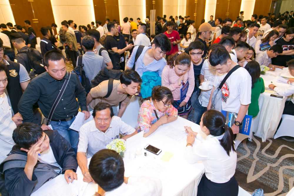 Giới trẻ Việt khắp thế giới đổ về Việt Nam học phi công ảnh 8