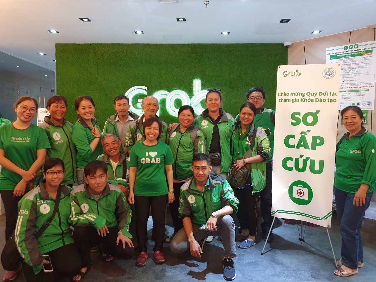 Chạy cuốc xe ngoài ứng dụng: Lợi bất cập hại! ảnh 1