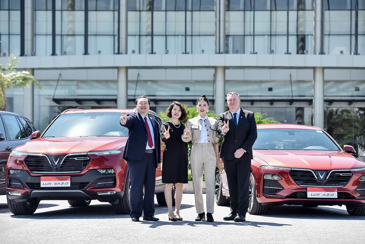 Ngô Thanh Vân tiết lộ sẽ đưa “ngôi sao mới” VinFast lên màn bạc ảnh 10