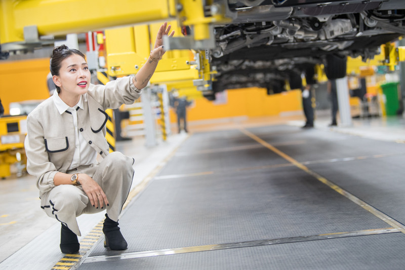 Ngô Thanh Vân tiết lộ sẽ đưa “ngôi sao mới” VinFast lên màn bạc ảnh 8