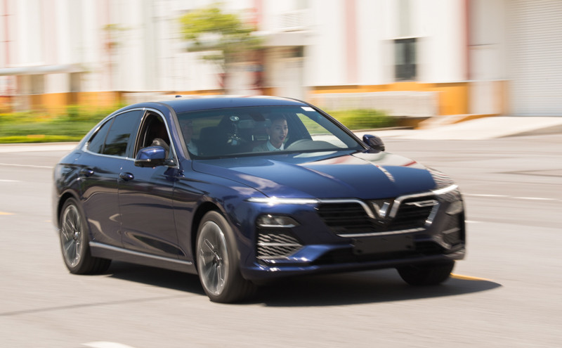 Ngô Thanh Vân tiết lộ sẽ đưa “ngôi sao mới” VinFast lên màn bạc ảnh 2