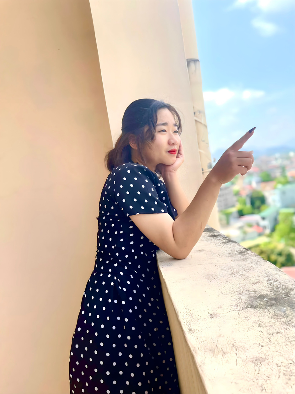 Cô nàng không bao giờ tự biến bản thân mình thành kẻ yếu.