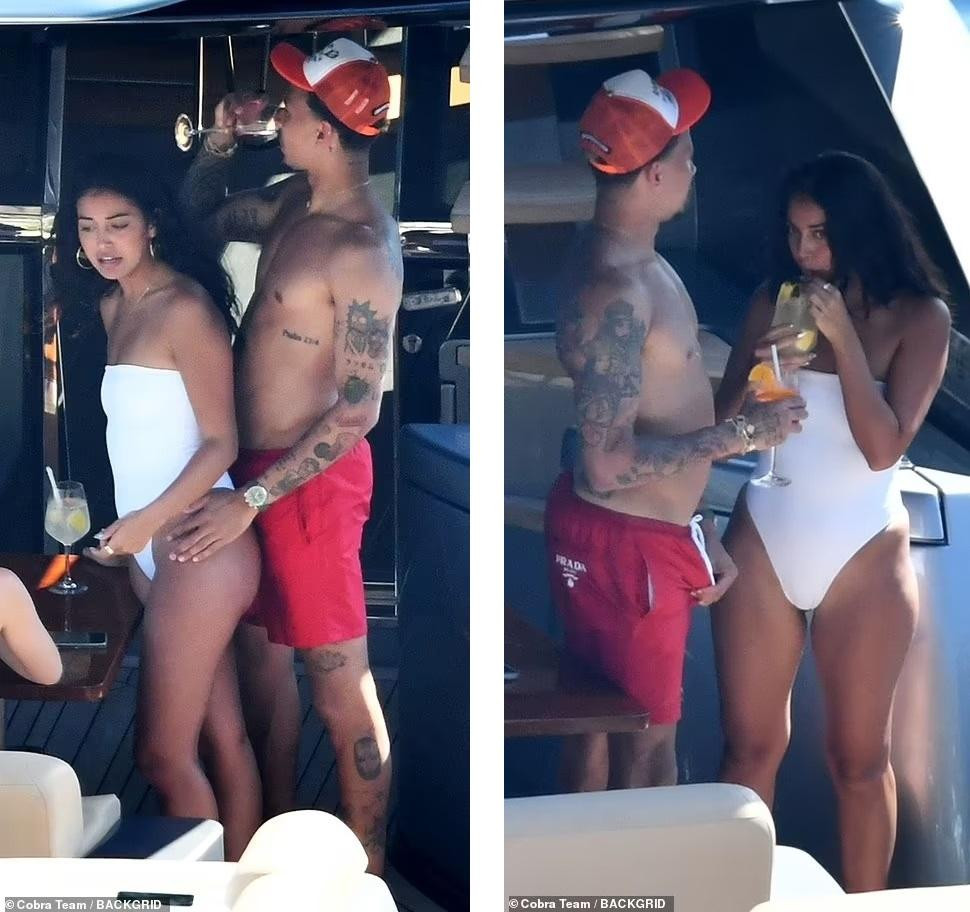 Cặp đôi 9x hẹn hò chưa lâu. Chuyến đi này cũng là lần đầu tiên họ công khai mối quan hệ. Cầu thủ người Anh mới chia tay người mẫu Ruby Mae hồi tháng 3. Nguyên nhân được cho là do Dele quá ham mê trò chơi điện tử.