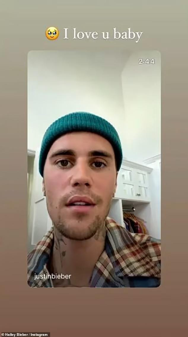 Sau chia sẻ của Justin, Hailey động viên ông xã với bài đăng trên Instagram Story: &quot;Em yêu anh, cục cưng&quot;. Tuy nhiên, động thái này khiến &quot;chân dài&quot; 9x vấp phải chỉ trích dữ dội. Họ cho rằng cô lợi dụng hình ảnh của người chồng nổi tiếng để làm lợi cho mình. Cụ thể, trước và sau video của chồng, cô có đăng tải một loạt hình ảnh về kênh YouTube, dòng thương hiệu mỹ phẩm cá nhân mới sắp ra mắt.