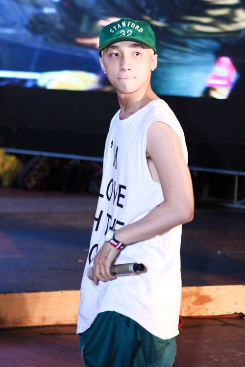 Không chỉ tự giễu chính mình, Trấn Thành còn “khều” Sơn Tùng và Erik vào so sánh ảnh 5 Không chỉ tự giễu chính mình, Trấn Thành còn “khều” Sơn Tùng và Erik vào so sánh ảnh 5