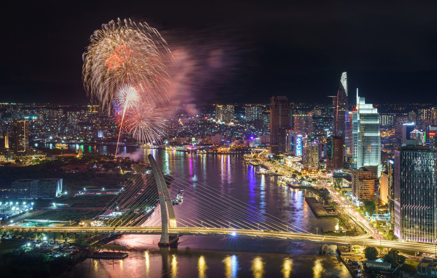 Sở Văn hóa và Thể thao TP.HCM đề xuất bắn pháo hoa vào các tối thứ Bảy hằng tuần từ ngày 19/4 đến 31/5 tại khu vực đầu hầm sông Sài Gòn (thành phố Thủ Đức).