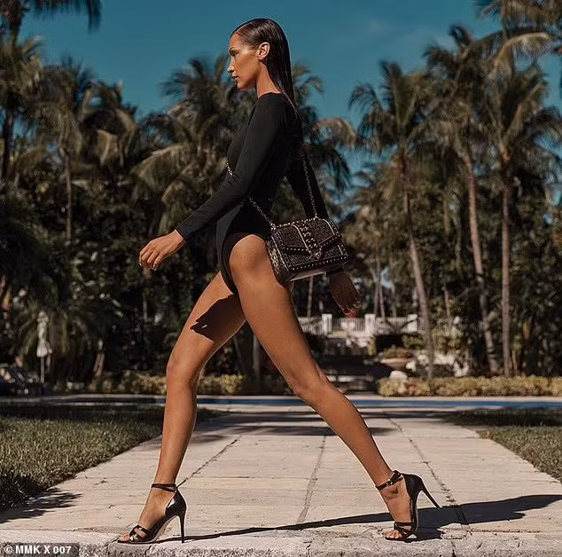 Vóc dáng săn chắc đẹp như tạc tượng của em gái siêu mẫu Gigi Hadid khiến chị em cũng phải trầm trồ và ghen tị.