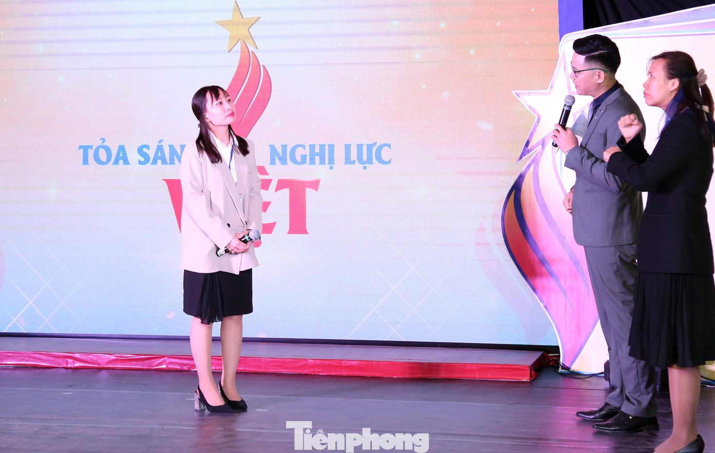 Chị Lương Thị Kiều Thúy chia sẻ tại chương trình.